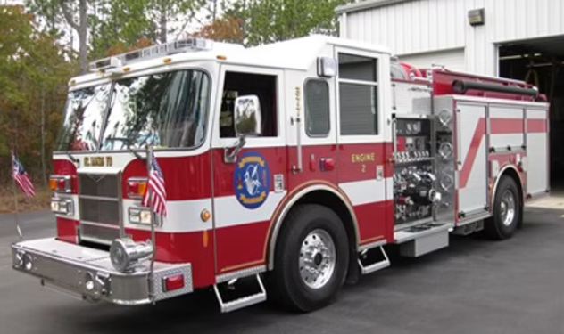 Unit 3772 — Pierce Contender