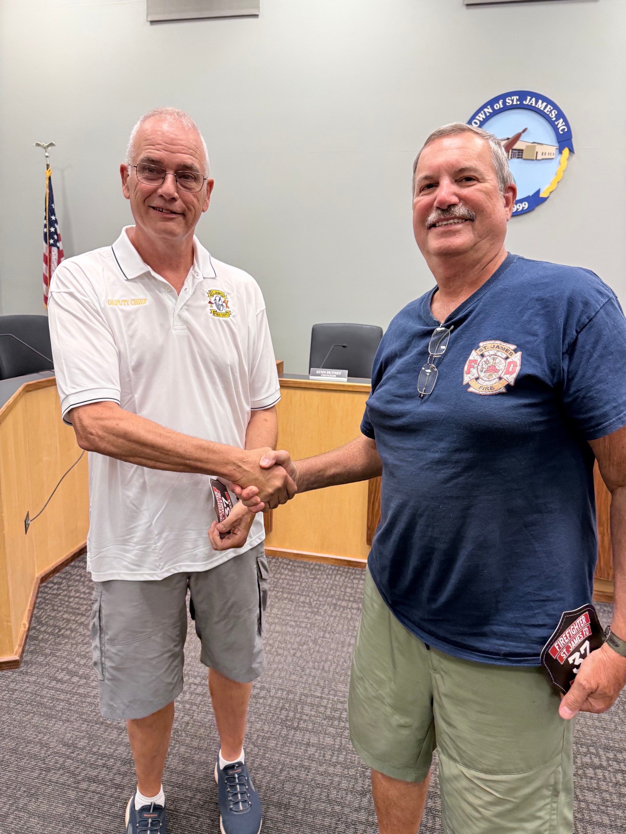 Shay Leon receiving his 5-year service award